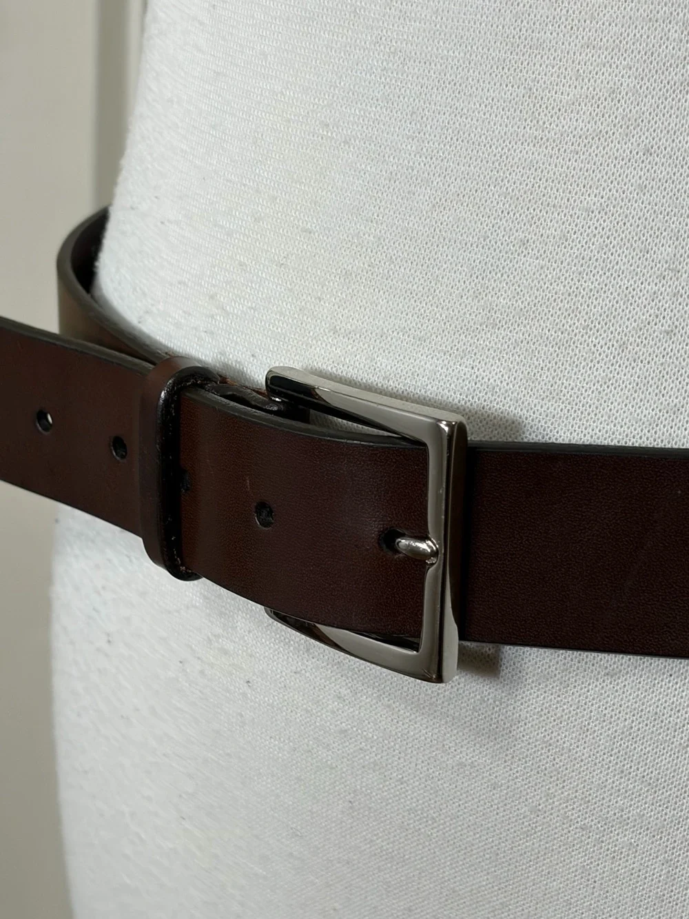 Banana Republic Men's Brown Leather Belt with Silver Buckle 34